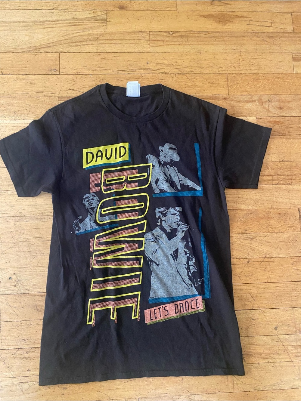 Junk food David Bowie let’s dance t shirt. Size xs